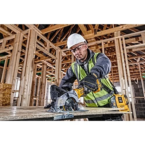 Scie circulaire DEWALT 18V XR - multi-matériaux - pour professionnel - travail en atelier -Puissance maximale - 115 mm -